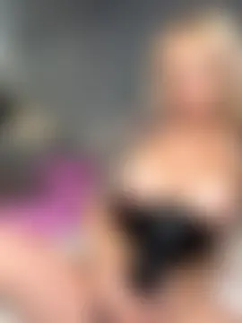 barbiedollkiley's Webcam Show