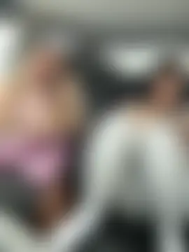 JulliaVegas' Live Sex Cam Show