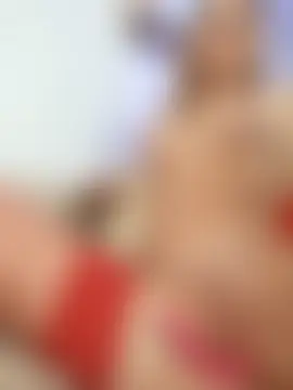 LeaHotxx's Live Sex Cam Show