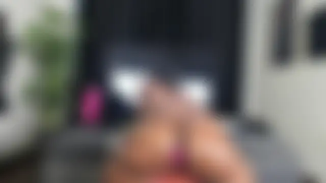 naughty_bigass' Webcam Show