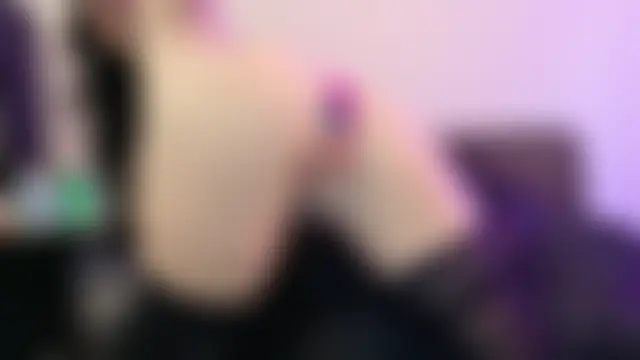 Midnightrose11's Webcam Show