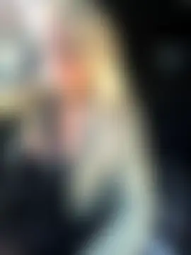 Bustyblondebabe32's Live Sex Cam Show