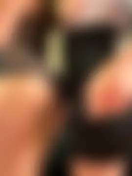 Sophie-_-'s Live Sex Cam Show