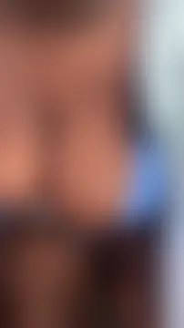 SweetWetVoices' Webcam Show