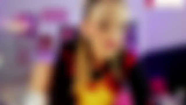 celeste_crawford12's Webcam Show