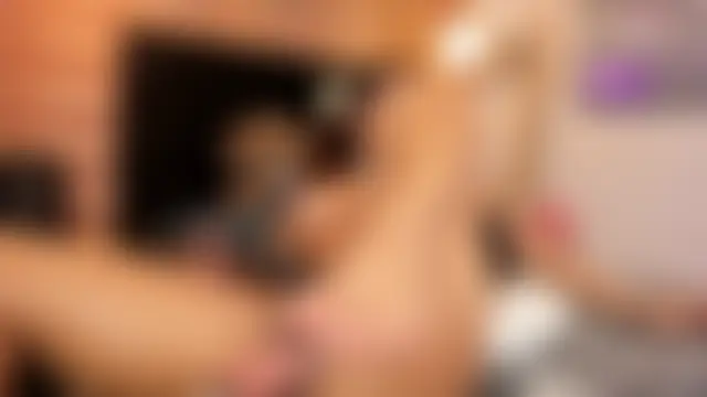 Emily_brown04's Webcam Show