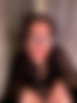 strawberry_queen2's Live Sex Cam Show