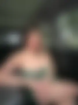 Alirawrz's Live Sex Cam Show