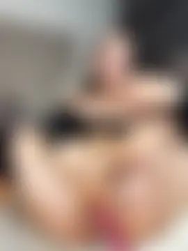 SweetieSinXXX's Webcam Show