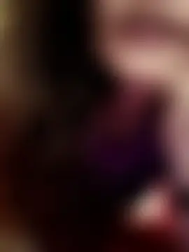 Sexyhousewife1975's Live Sex Cam Show