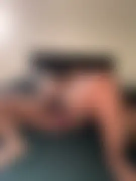 feistyariess' Live Sex Cam Show