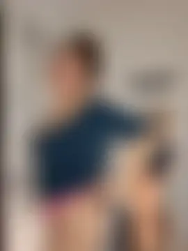 Ellie-L-Elizabeth's Webcam Show