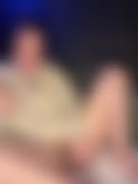 chellerayy's Webcam Show