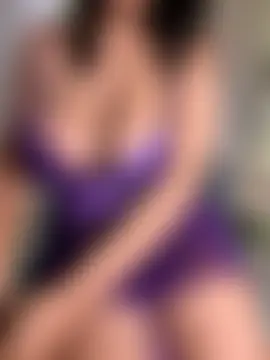 DevineDevilQueen's Live Sex Cam Show