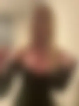 KatieDiamondd's Live Sex Cam Show