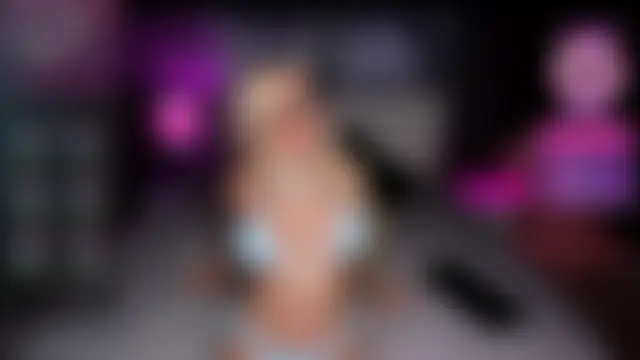 blondeprincess' Live Sex Cam Show