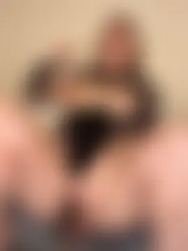 RebeccaSquirtsXXX's Live Sex Cam Show