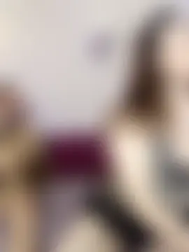 kellyvenous' Live Sex Cam Show