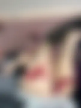 BrunnaMoore_ Ruang Obrolan Langsung