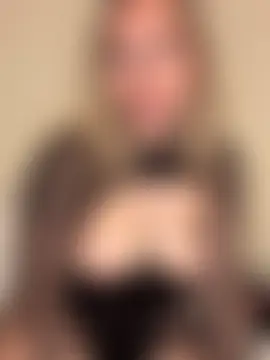 RebeccaSquirtsXXX's Live Sex Cam Show