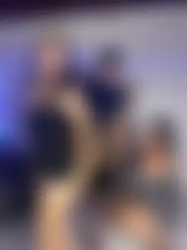 royalgirls_x's Webcam Show