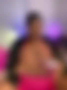 BigFineSelena's Webcam Show