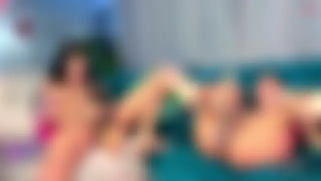 Evil_Giirls' Webcam Show