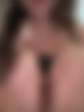 tina1your1's Webcam Show