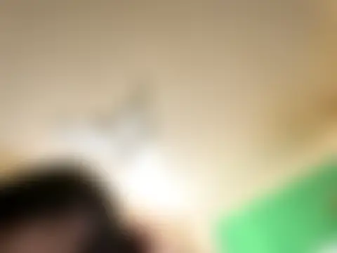 Snowbunnycake_131's Webcam Show