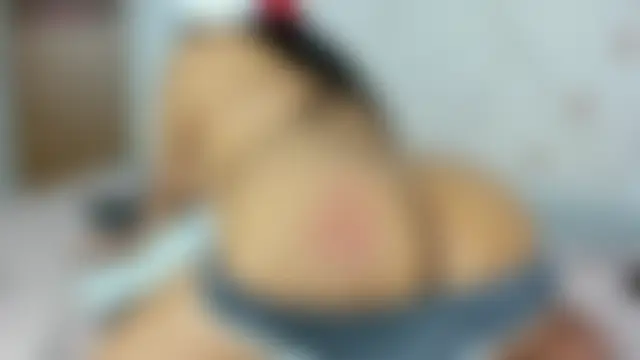 _madisonfoxxx2's Webcam Show