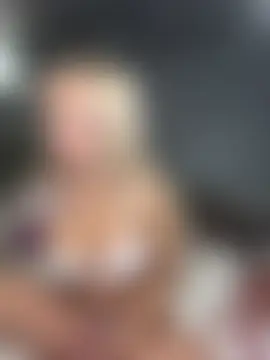 barbiedollkiley's Webcam Show