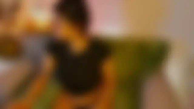 LoraShines' Live Sex Cam Show