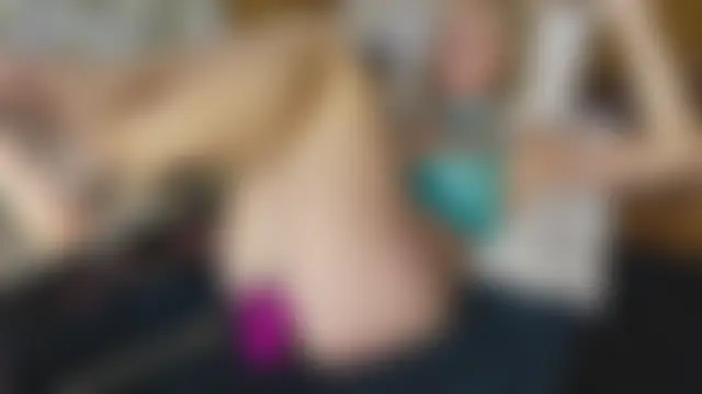 Taylorlove303's Live Sex Cam Show