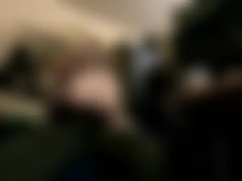 Snowbunnycake_131's Webcam Show