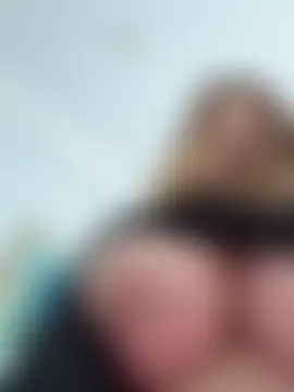 curvyflawless' Live Sex Cam Show