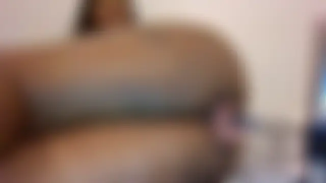 Lovechocol8goddess' Webcam Show