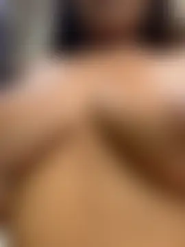 MayaMoanXXX's Webcam Show