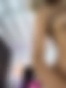 MystiqueXXX's Webcam Show