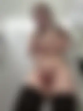 FroggyAnna's Webcam Show