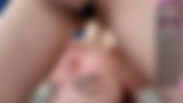 Brilliant-Kiss' Webcam Show