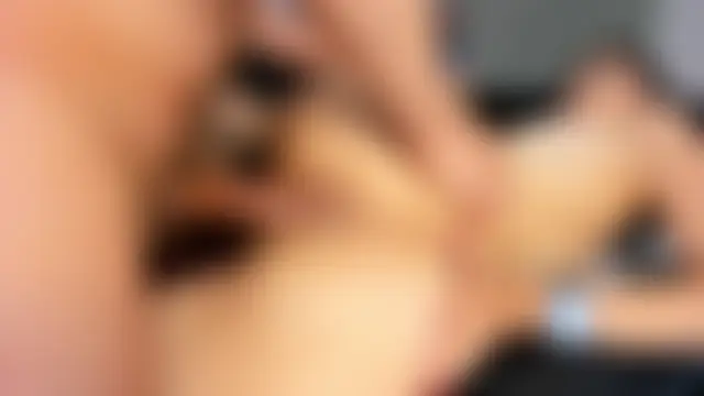 Soffy_sexzone18's Webcam Show