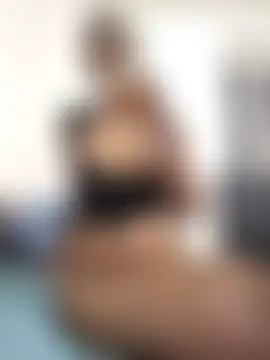 chanell95's Live Sex Cam Show