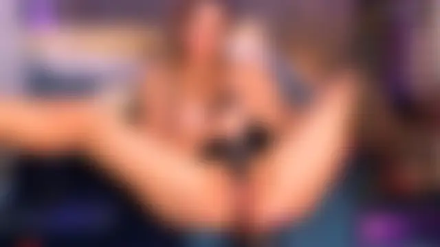 Victoria__Queen's Live Sex Cam Show