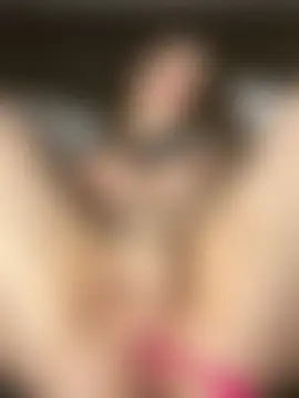 HornyGirlH's Webcam Show