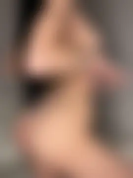 ilariea_girl's Live Sex Cam Show