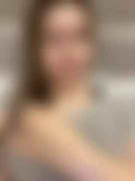 HornyGirlH's Live Sex Cam Show