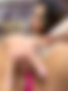 AllaTousNew's Live Sex Cam Show