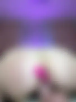 HugeBoobsAlice's Live Sex Cam Show