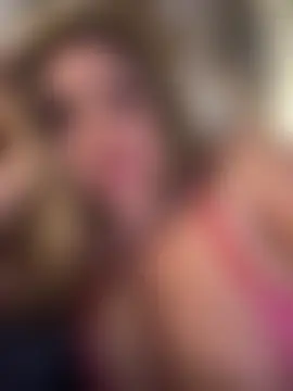 miamellycious' Webcam Show