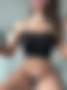 tina1your1's Webcam Show